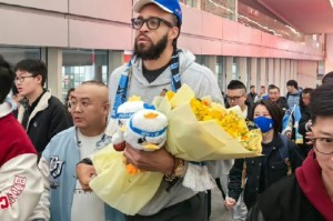 开云-北京男篮官方：麦基正式抵京将穿0号 搭档周琦组超级双塔冲冠