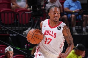 热火与丹贾、基尔斯、马德森、杨签下Exhibit 10合同